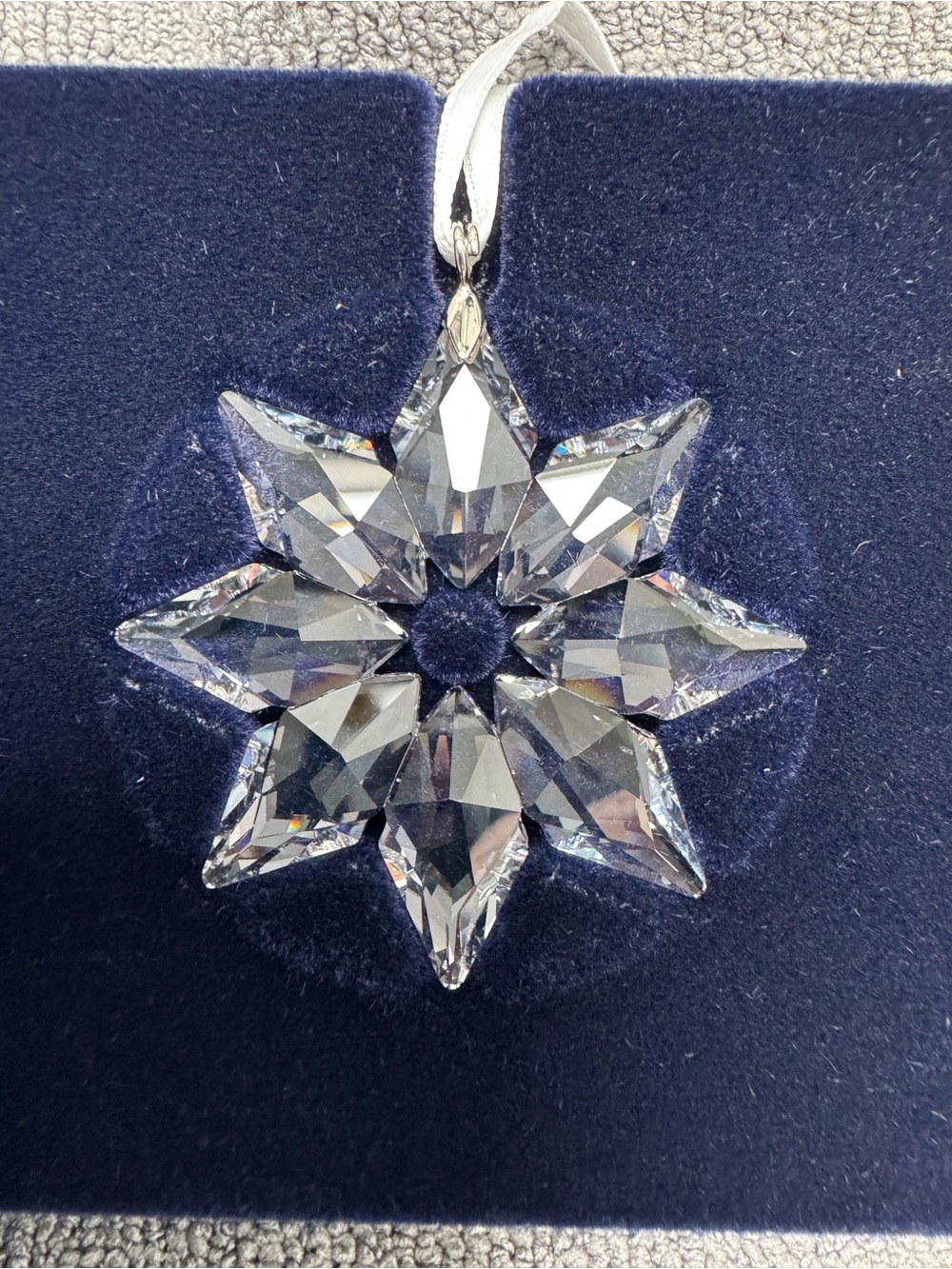 2013 Retired Swarovski Crystal Star Ornament NIB